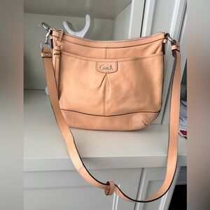 COACH Z33009 Park Leather North South Shoulder Medium Purse Bag Peach Colour